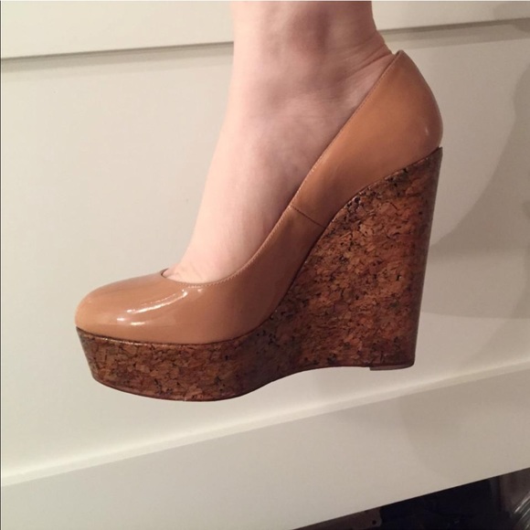 Christian louboutin nude patent leather cork wedges - Picture 2 of 8